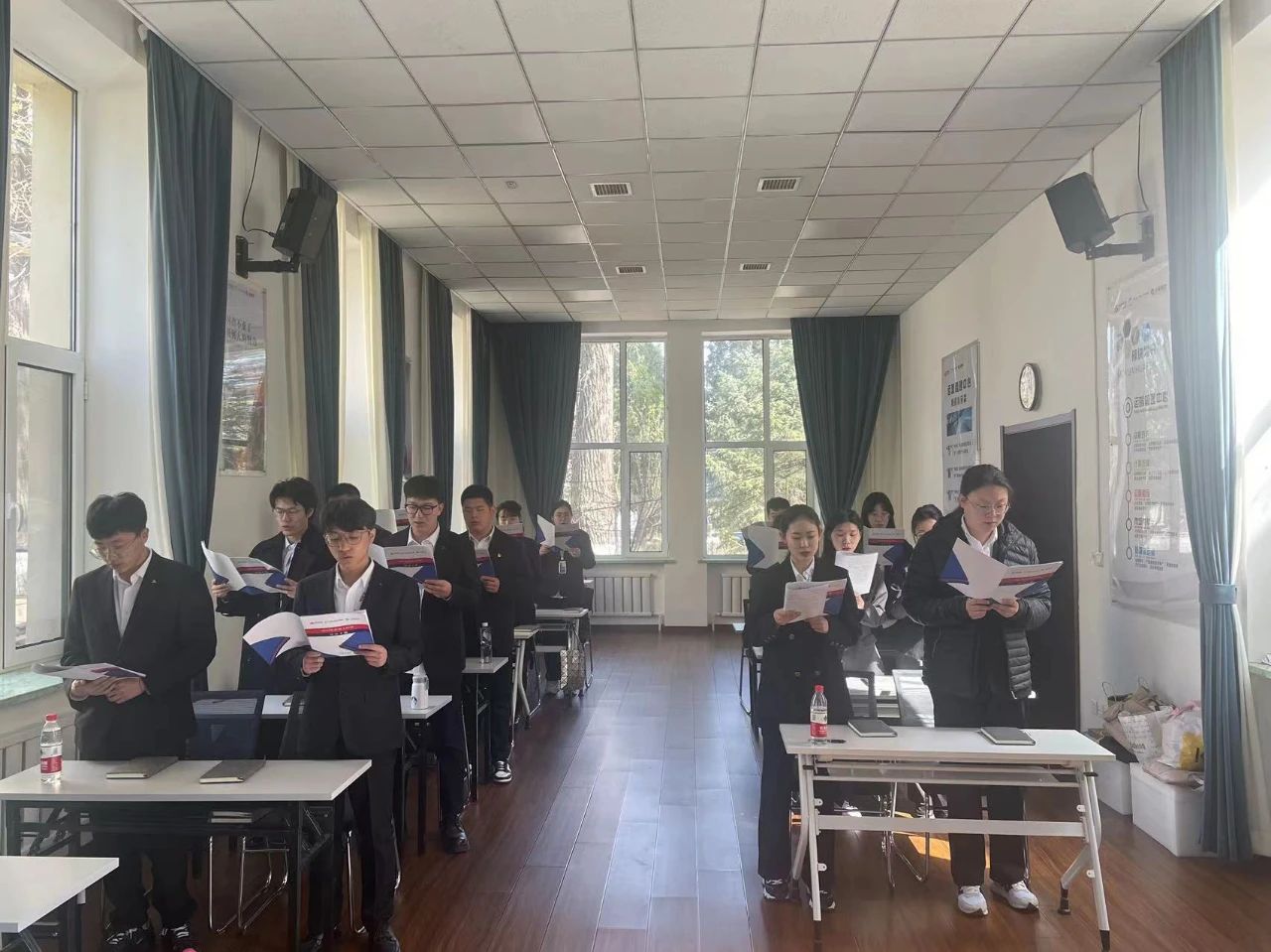 學(xué)習新知識，感悟新內涵——鞍勤集團、溫泉集團、公服集團新生培訓迎來(lái)階段性成果